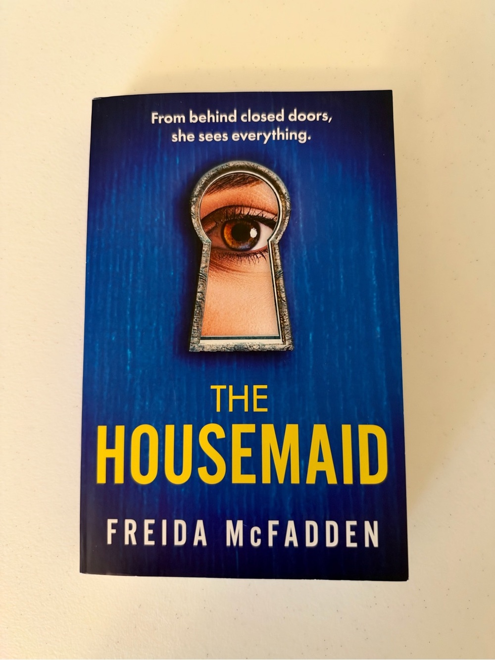 The Housemaid by - Blue Paperback Thriller